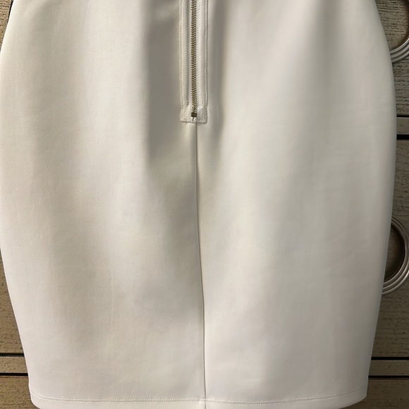 Guess by Marciano white and black lace mini dress - Picture 4 of 6